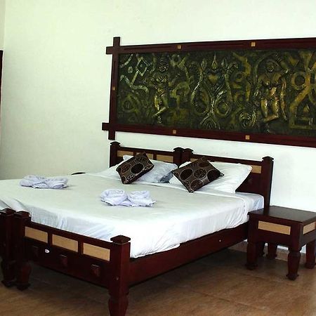Wayanad Gate Resort Манантавади Экстерьер фото