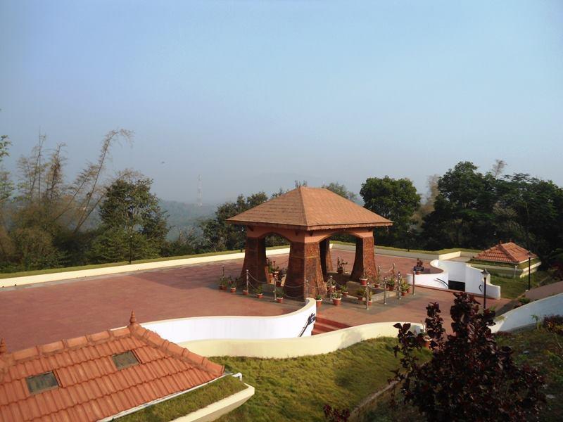Wayanad Gate Resort Манантавади Экстерьер фото